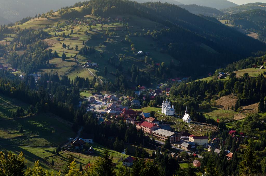 Pensiunea Viorica Arieşeni Esterno foto